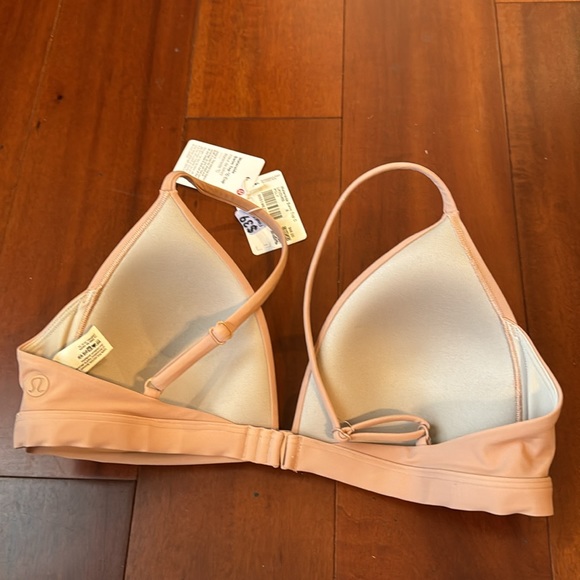 Lululemon waterside swim bikini top C - Picture 2 of 3